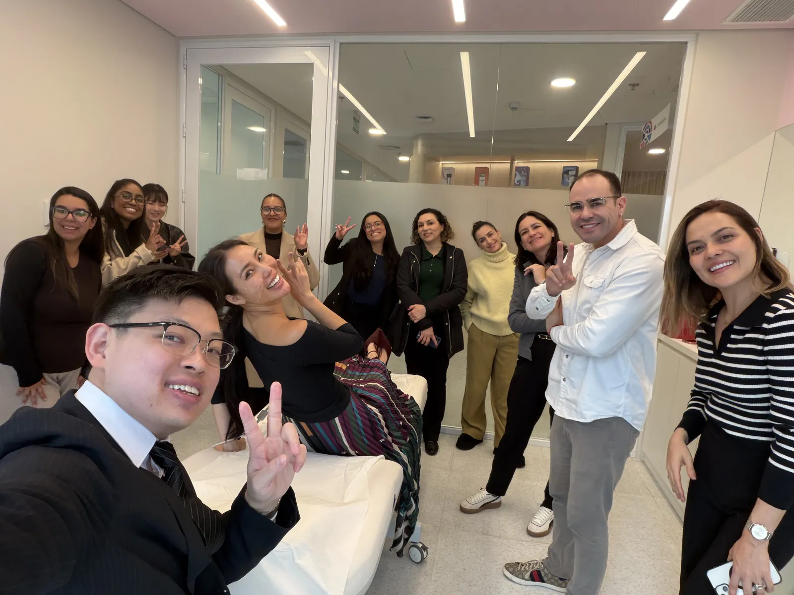 Dr Sin Yong with the Day One Volnewmer group at CLASSYS Academy Sao Paulo