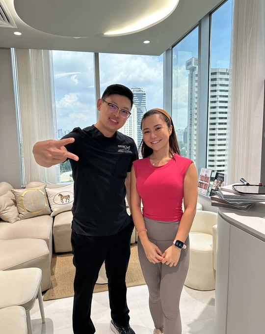 Kiara Kitty with Dr Sin Yong Singapore
