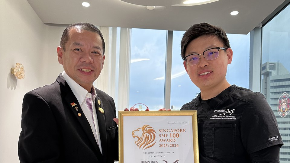 Singapore SME 100 Award with Dr Sin Yong Singapore